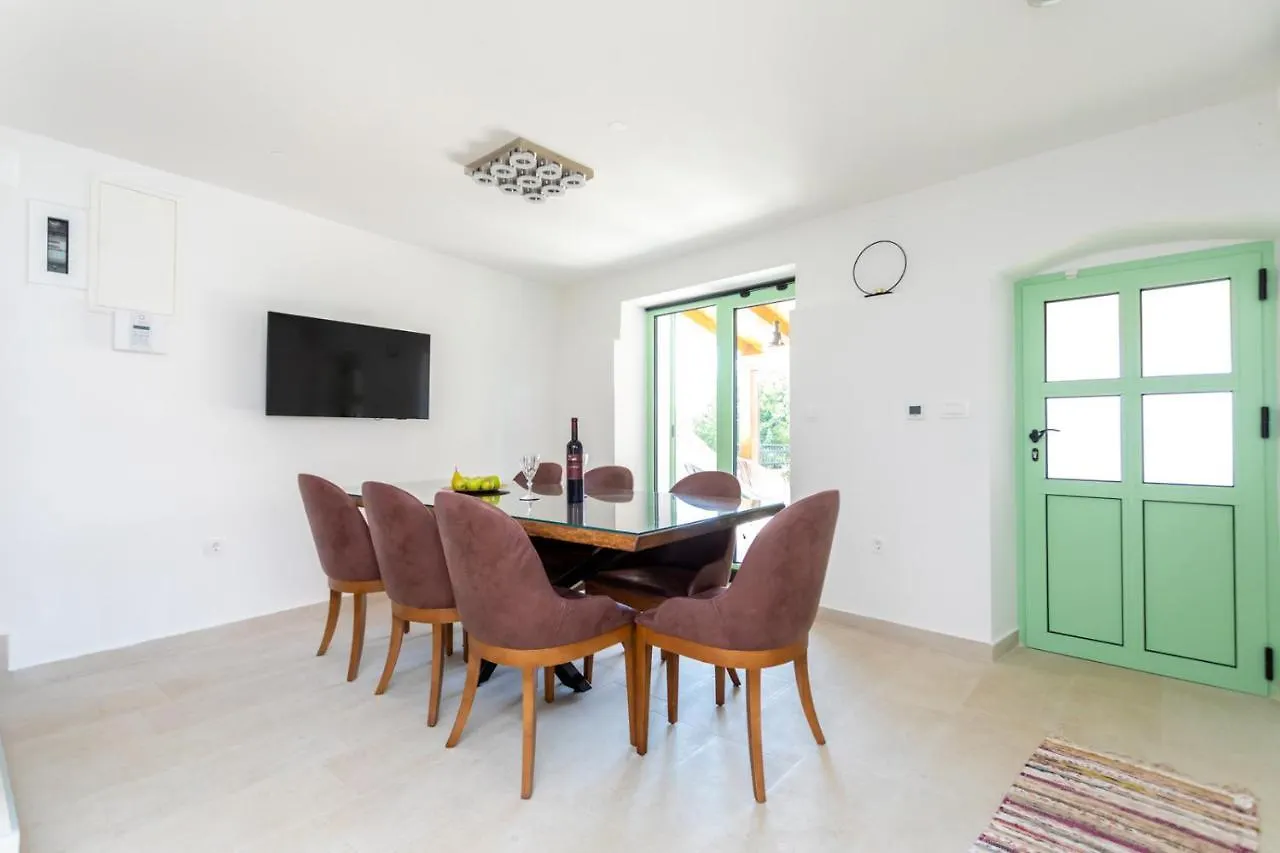 بيت للعطل Holiday House Dream Milohnici