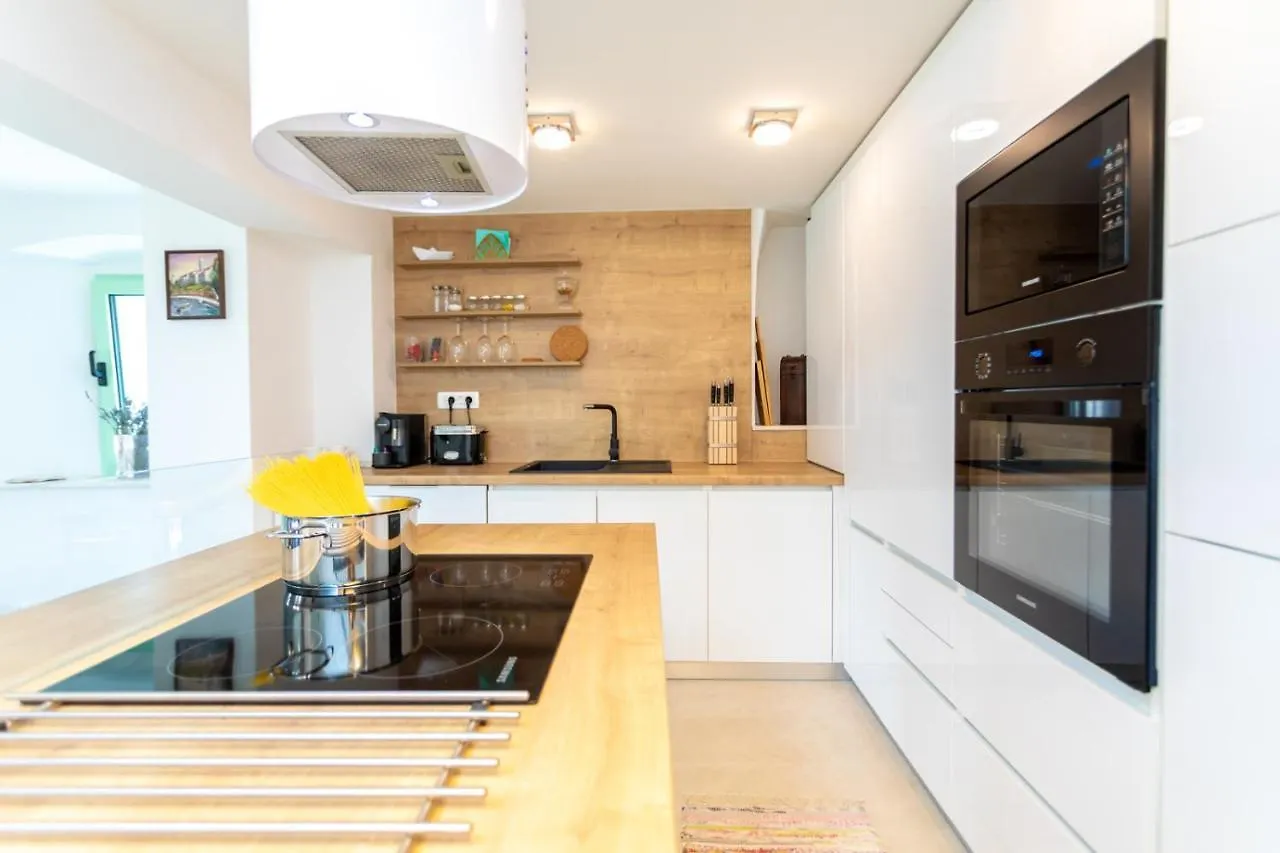 Holiday House Dream Milohnici 0*,