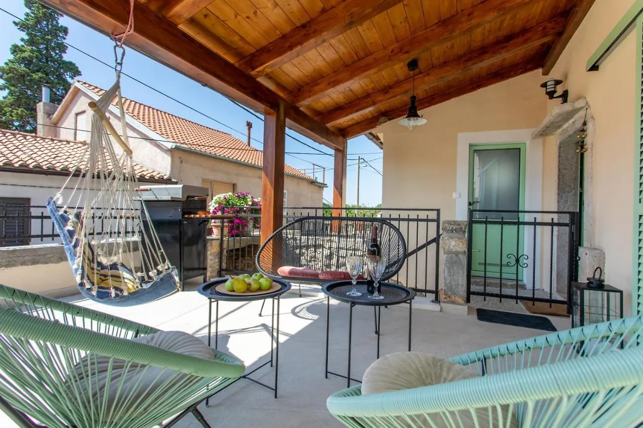 بيت للعطل Holiday House Dream Milohnici كرواتيا