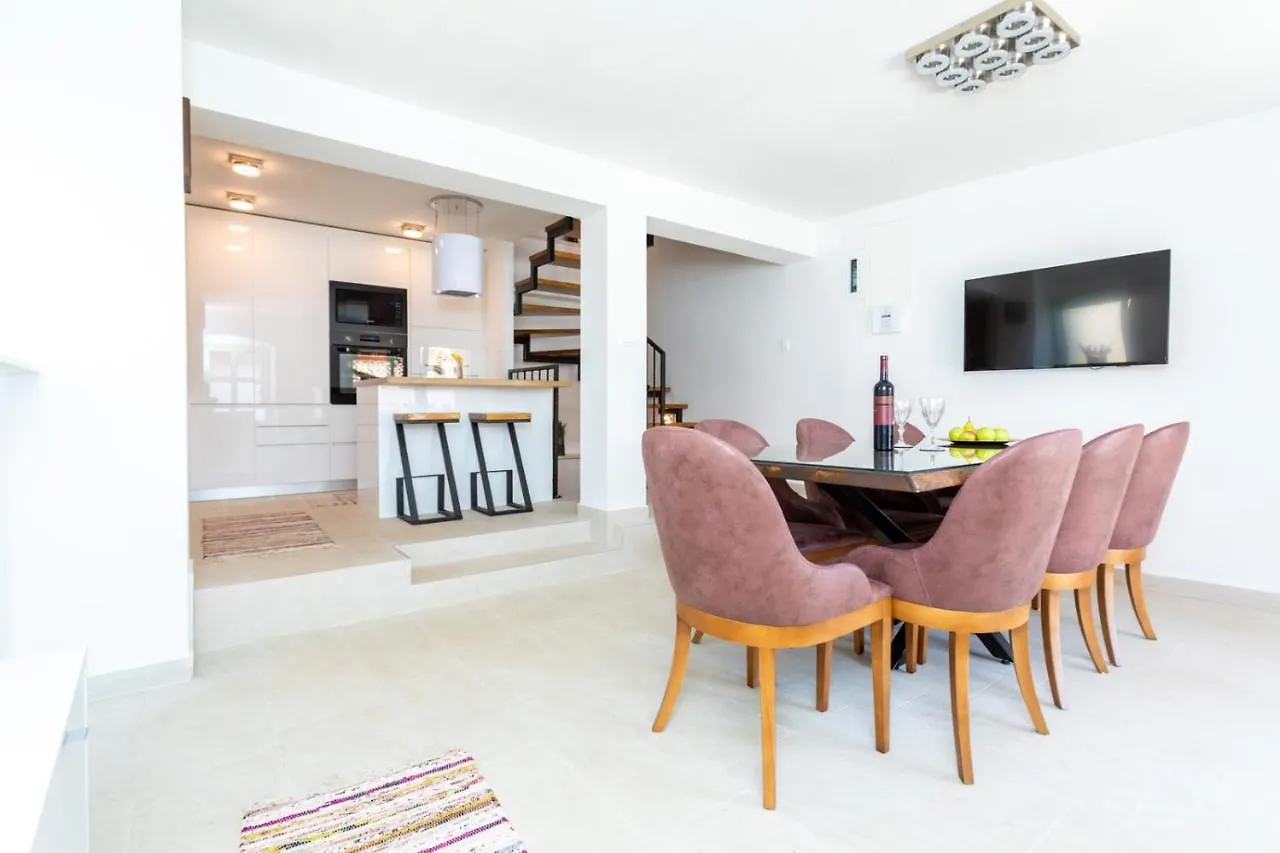 Holiday House Dream Milohnici