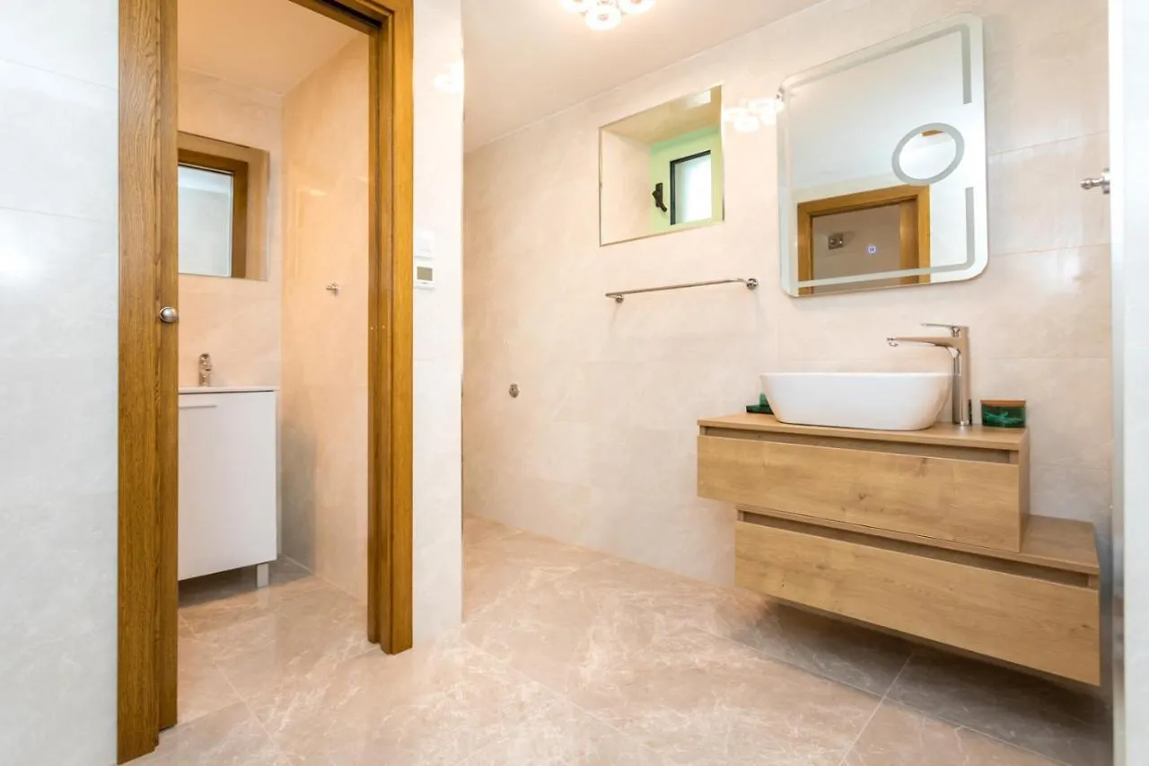 Holiday House Dream Milohnici 0*,