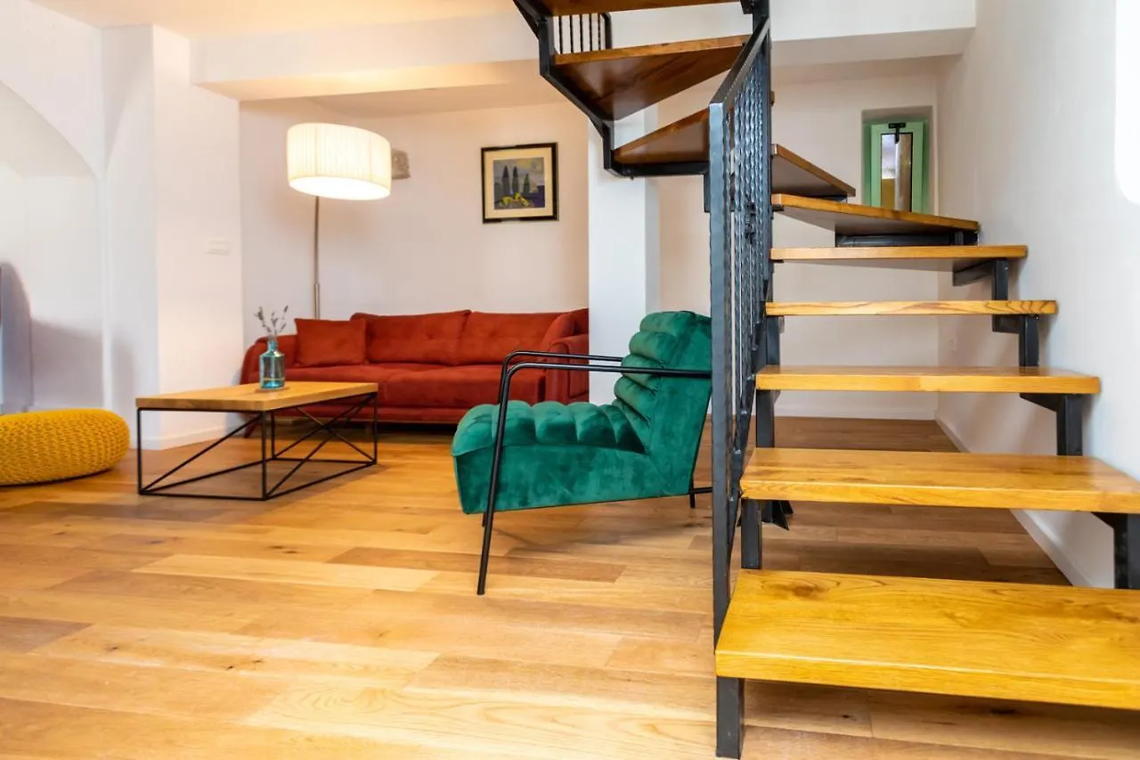 Holiday House Dream Milohnici بيت للعطل