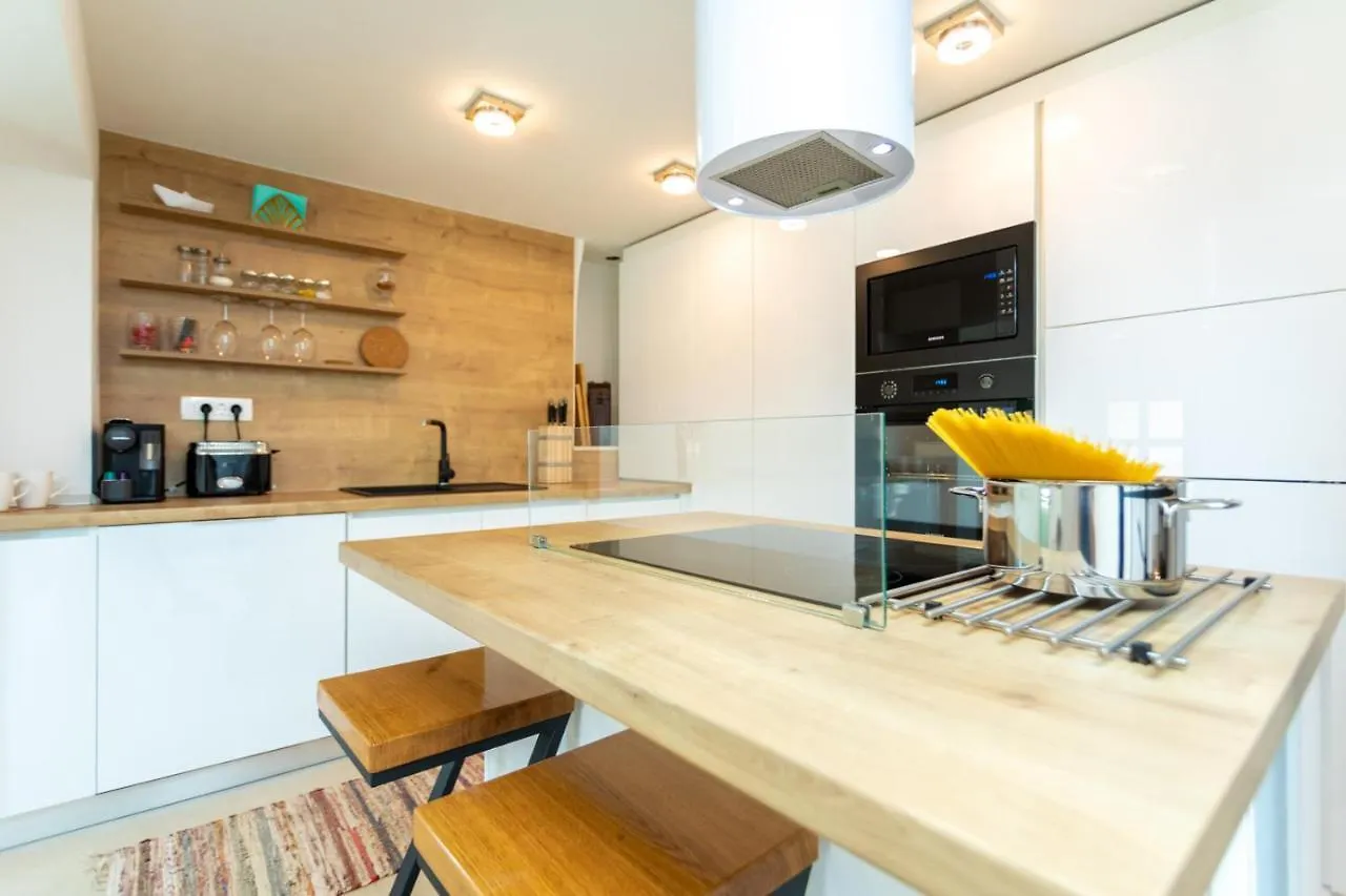 Holiday House Dream Milohnici بيت للعطل